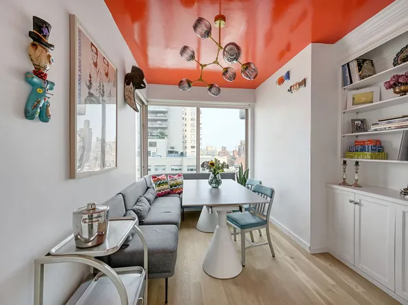 200 East 69th Street image 4 of 15