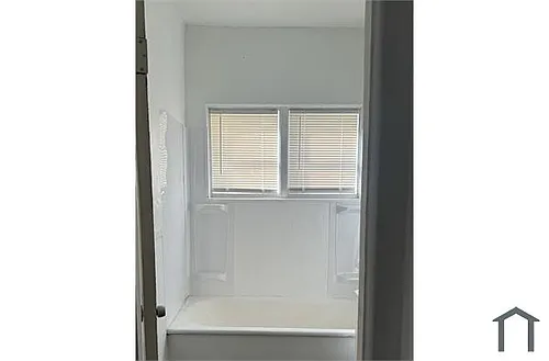 519 S Carancahua St Photo 1