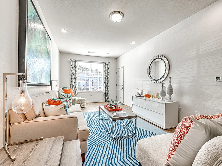 The Parc at East Fifty First — Photo 2