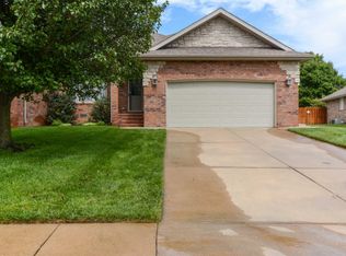 297 E Lafayette St, Springfield, MO 65810