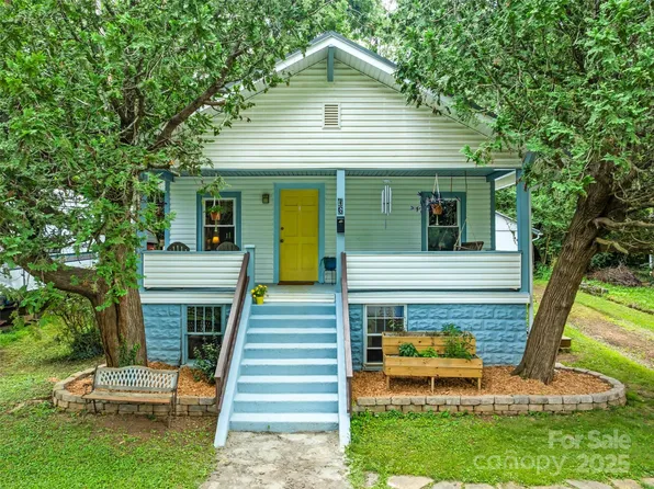 76 Allen St, Asheville, NC 28806