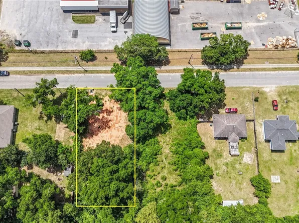 1300 Blk W Bobe St, Pensacola, FL 32501