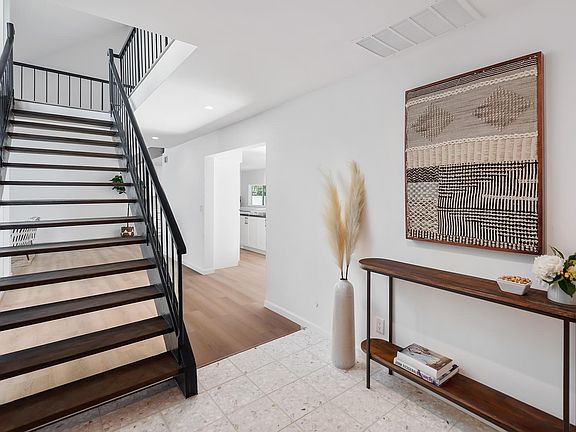 5th image of 2114 Waterby St