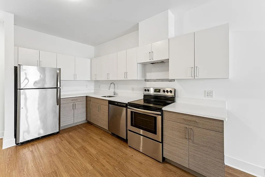 Building Photo - 429 Bergen Ave #312