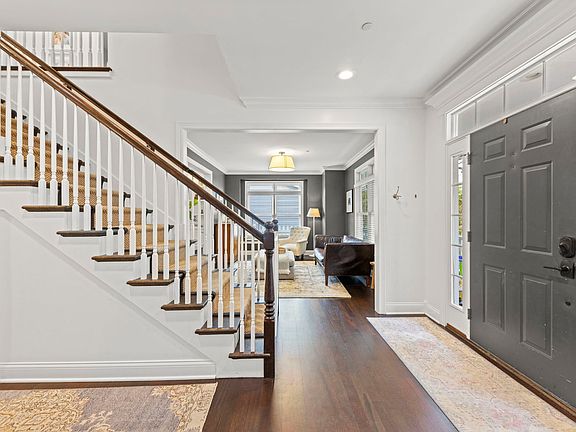 3rd image of 249 Hillside Ave