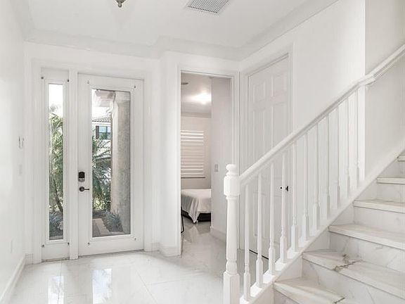 2nd image of 8092 Lemon Serpentine Ln