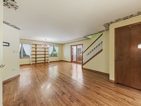 4th image of 11923 S Laurie Ave