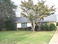 2nd image of 3237 Hillcrest Ln