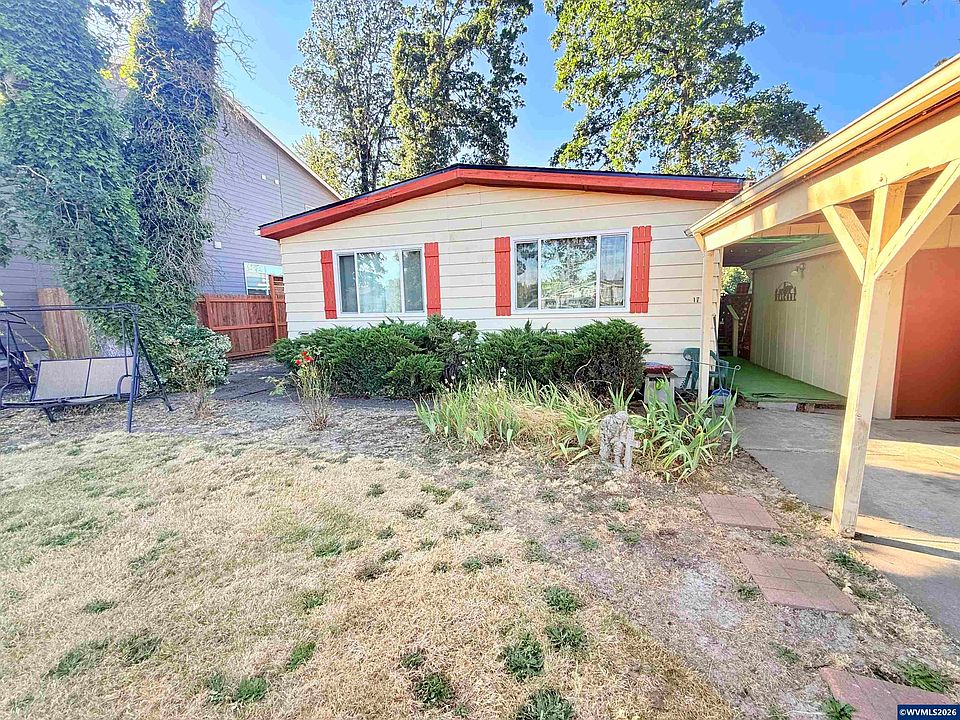 1st image of 1729 12th Ave SE