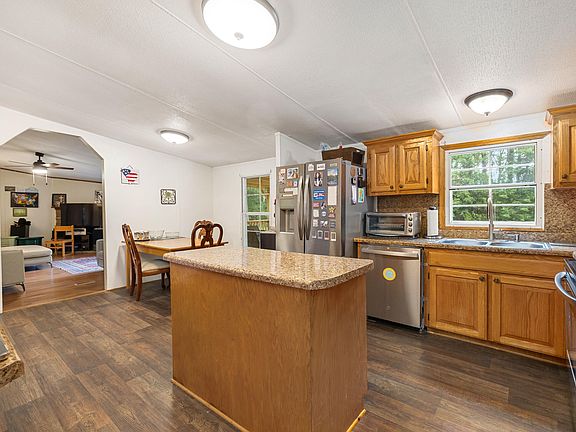 4th image of 6185 Shetland St