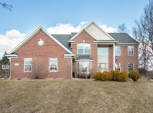 8776 Hidden Woods Ct, Dexter, MI 48130