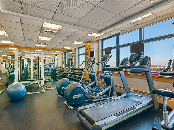 340 East 93rd Street image 10 of 13