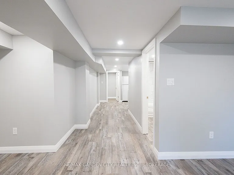 191 Russell Ave #LOWER — Photo 4