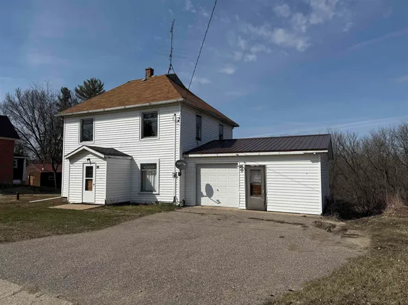 111 Minor St, La Valle, WI 53941
