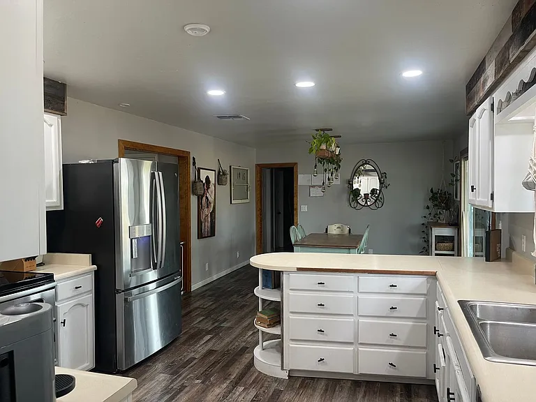 12392 Littlefield Rd — Photo 3