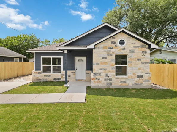 567 N San Horacio, San Antonio, TX 78228