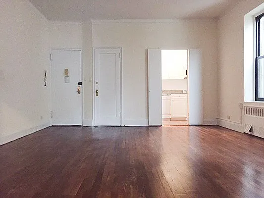 Rented by AJ Clarke | media 43