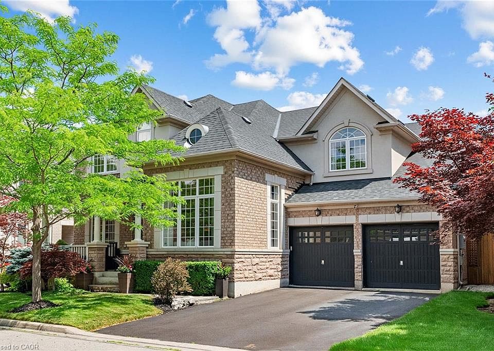 1st image of 729 Boughton Cres