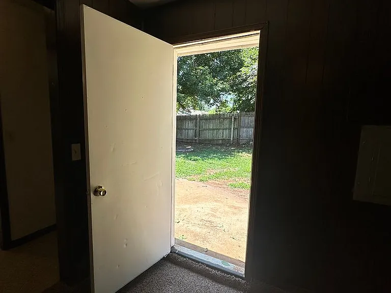 4016 SE 48th St — Photo 30