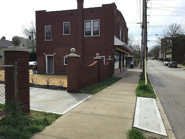 1914 Eastern Ave #3 — Photo 9