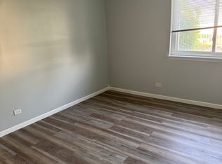 1490 Cornell Ter, Hoffman Estates, IL 60169