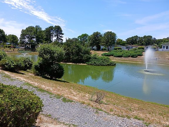 4th image of 5127 Village Circle E