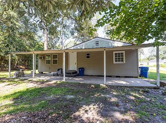 2nd image of 59086 Dogwood Ln