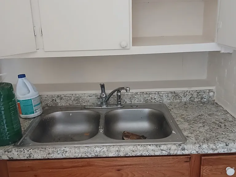 419 Summit Ave — Photo 8