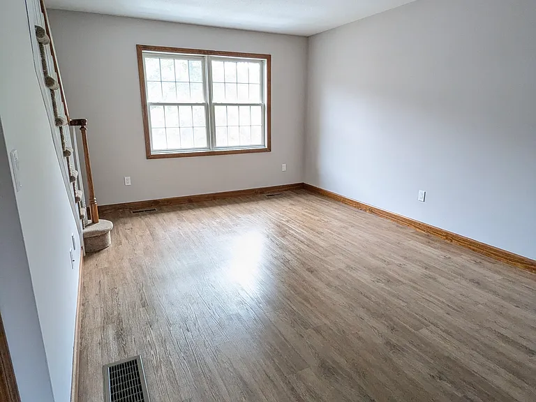 1558 Highland Ave #2 — Photo 7
