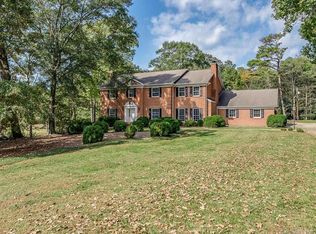 2520 Lynbridge Dr, Charlotte, NC 28226