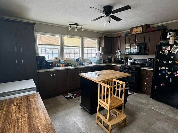 5th image of 360 E Tuttle Rd #217