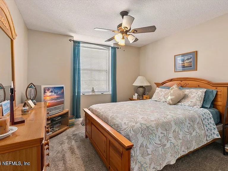 2884 Saint Maarten Ct — Photo 12