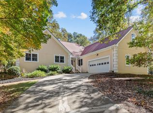 914 Roberts Way, Lawrenceville, GA 30043