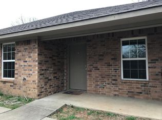 103 W Cedar St #D, Hallsville, TX 75650