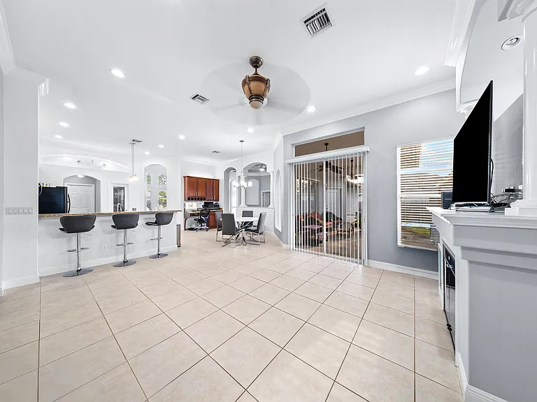 5918 NW Hann Dr — Photo 17