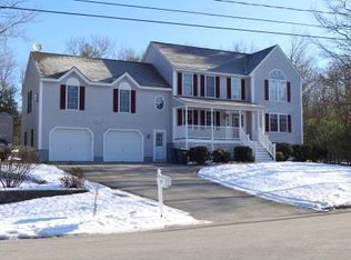 12 Greystone Ter, Hooksett, NH 03106