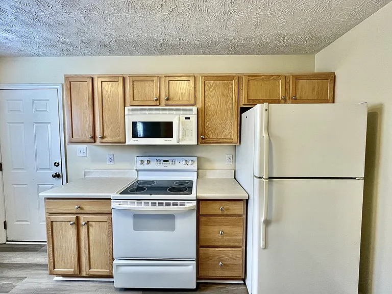 3721 Betts Dr #A — Photo 18