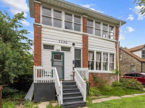 1330 Benton St, Rockford, IL 61107