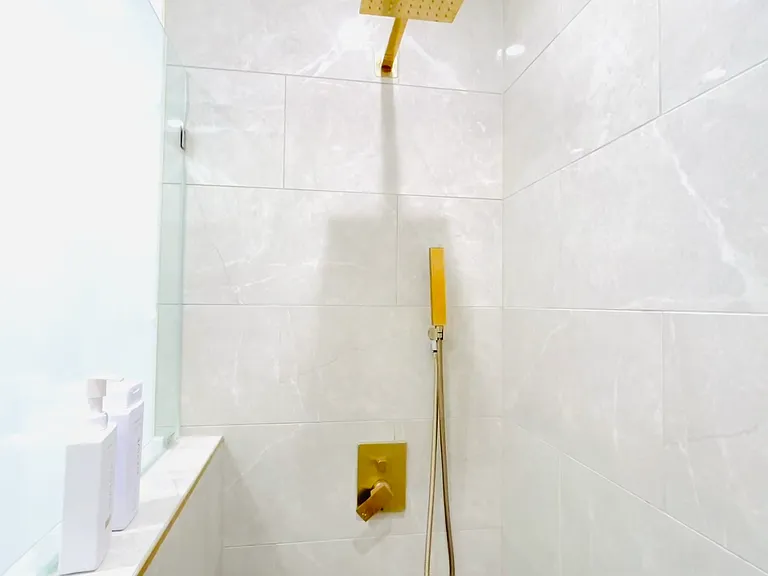 14954 Sherman Way #206 — Photo 9