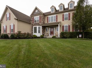42 Colleen Cir, Downingtown, PA 19335