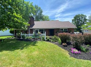 14185 Shawnee Trl, Middleburg Heights, OH 44130
