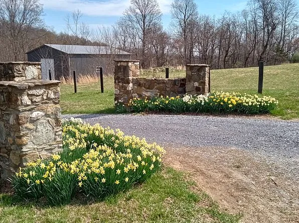 1280 Gidsville Rd, Amherst, VA 24521
