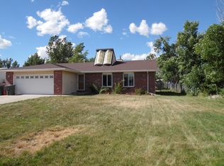9 American Ln, Gillette, WY 82716