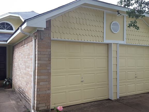 3rd image of 19423 Coppervine Ln