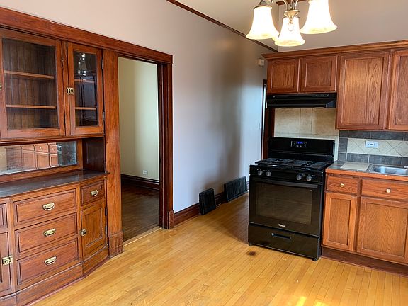 5th image of 2114 S 58th Ct #1