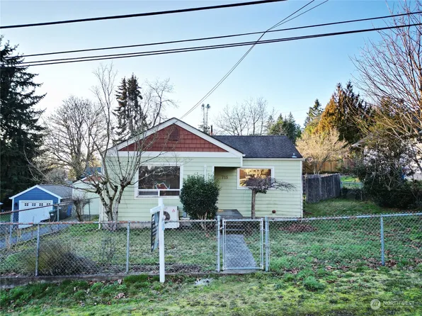 715 3rd Avenue SW, Tumwater, WA 98512