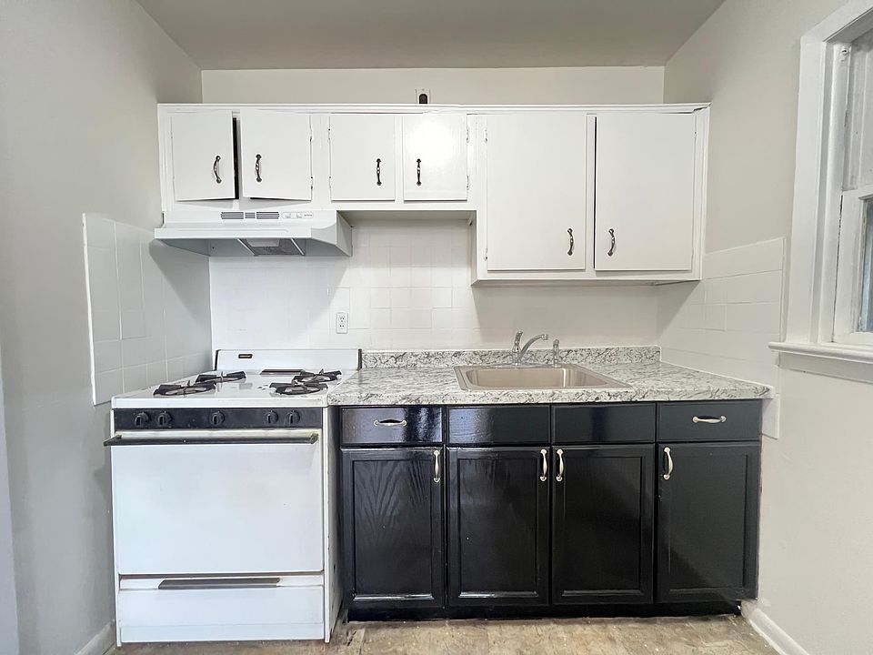 1st image of 77 Sherman Pl APT 4