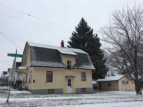 5th image of 1566 E Mason St