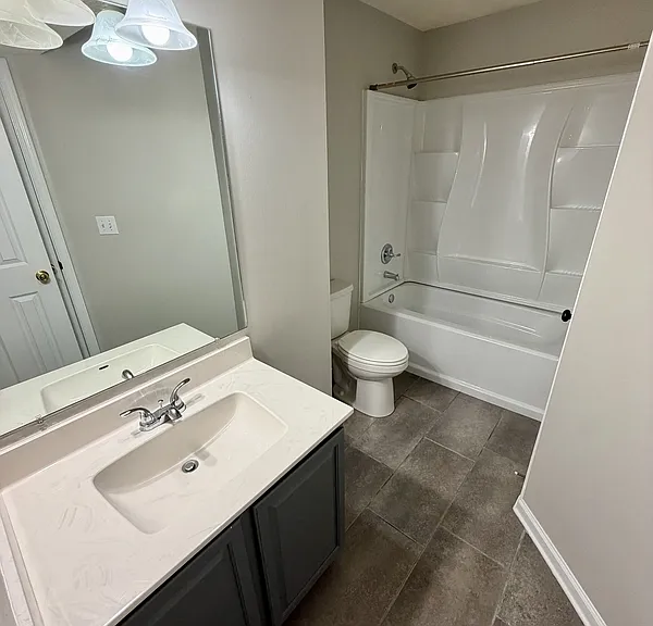 212 Kensington Trce — Photo 30