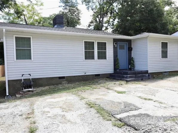 110 Sterling St, Chester, SC 29706